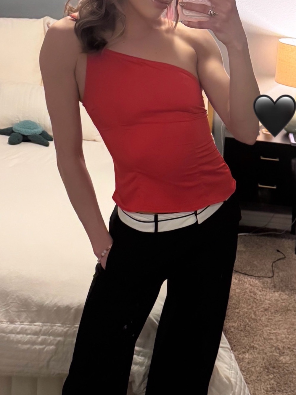 ❤️ Superdown revolve red satin one-shoulder camisole❤️